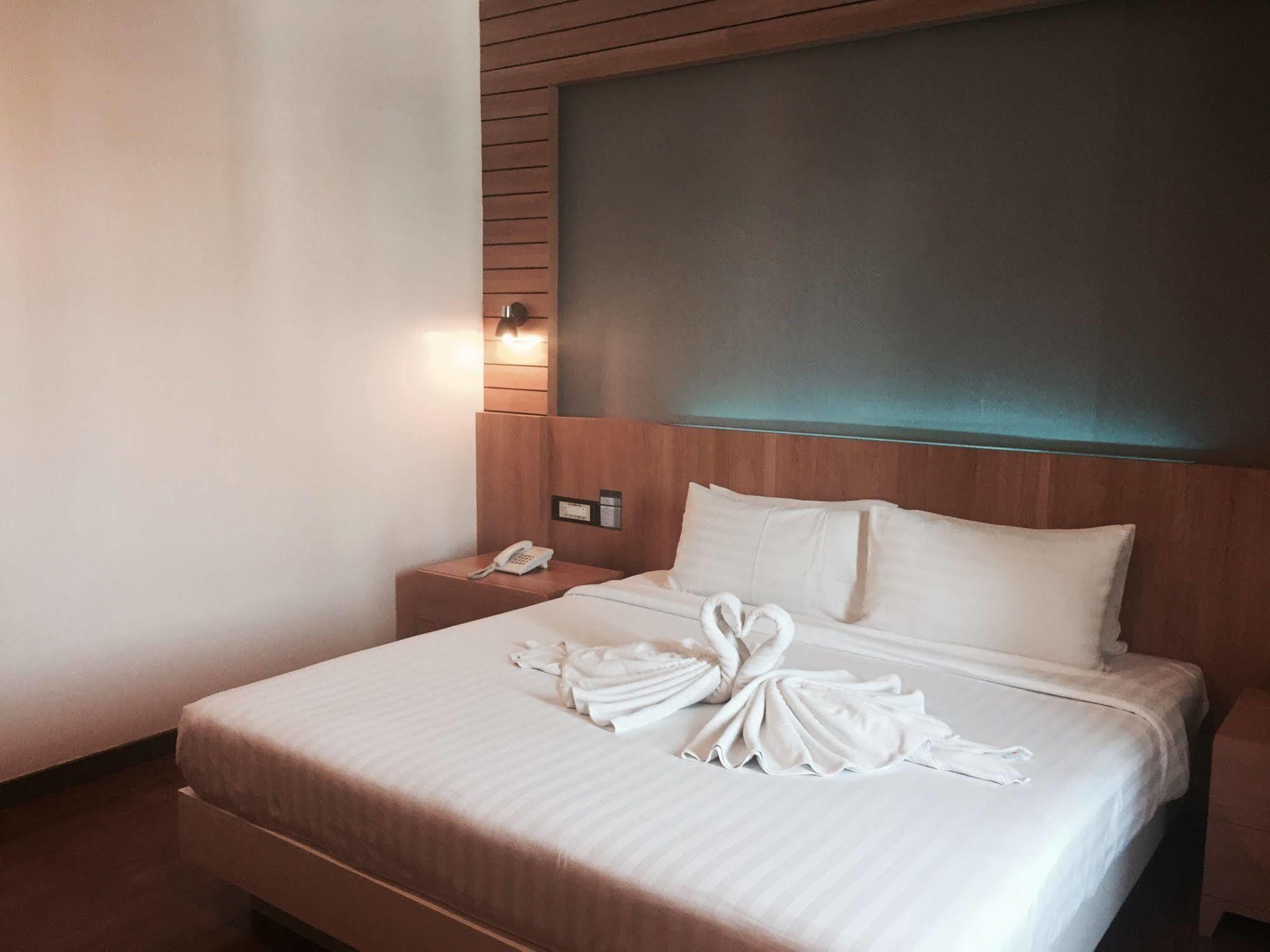 Hatyai Holiday Hotel Hat Yai Exterior photo